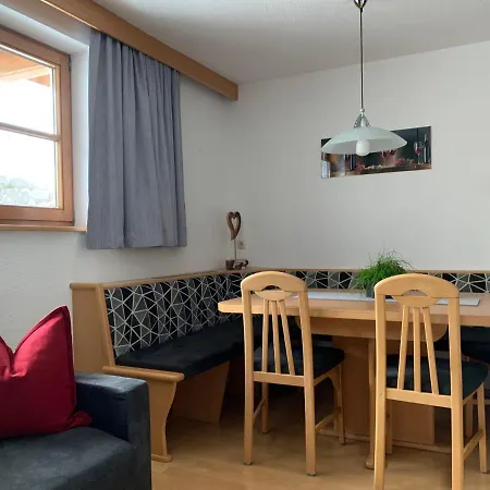 Strolz ゲストハウス