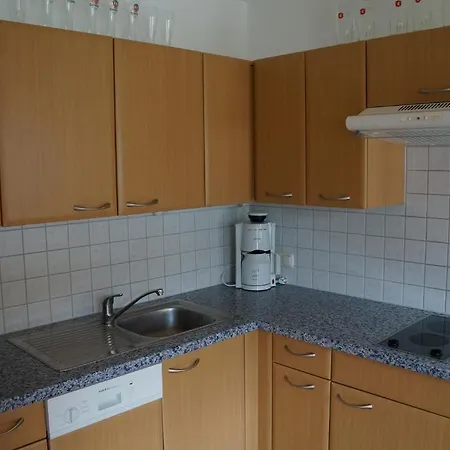 ゲストハウス Strolz 4*