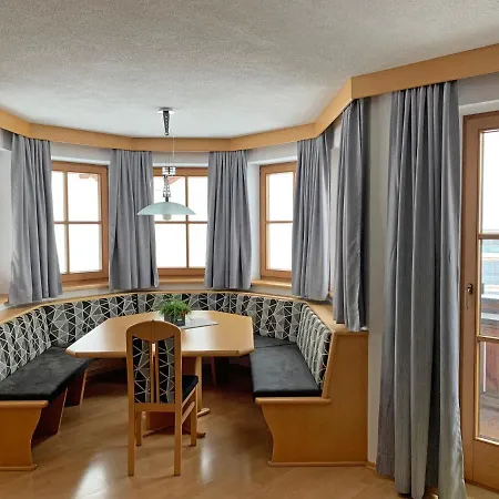 Guest house Strolz 3*